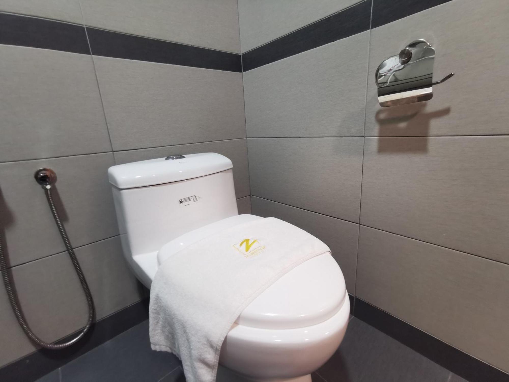 Zenz Hotel Kulai Exterior foto