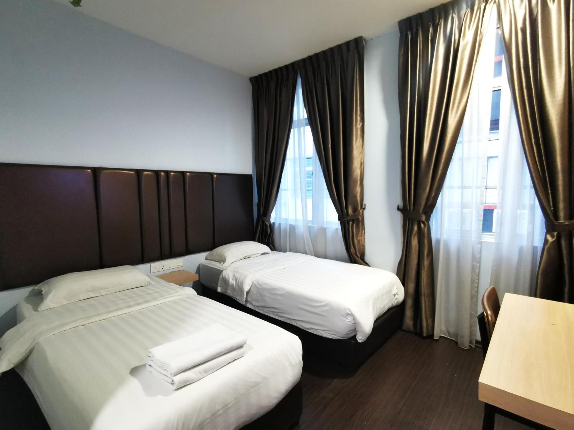 Zenz Hotel Kulai Exterior foto